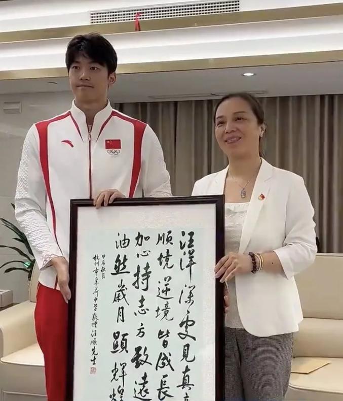 全国游泳冠军赛 郑坤良_全国百灵鸟叫声赛冠军_全国游泳冠军赛100米冠军