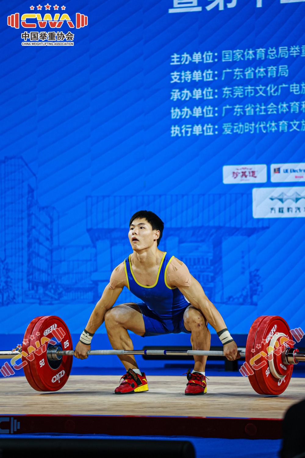 举重运动员吴剑_举重冠军吴剑峰简历_全国举重冠军吴剑