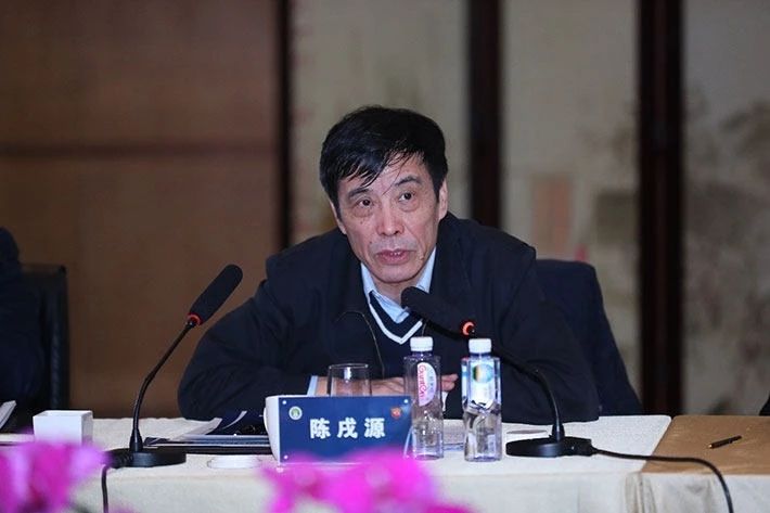 足球被废除的规则是哪一年_废除足球规则是什么意思_废除足球规则是谁提出的
