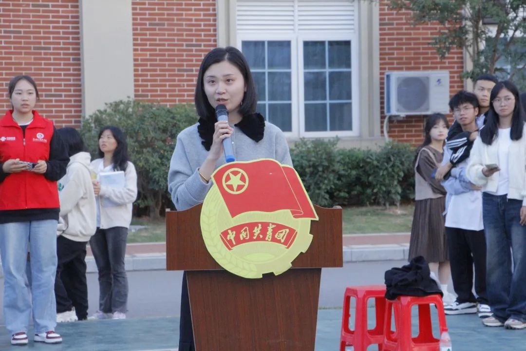 篮球抢球规则图片_篮球赛抢球规则_篮球抢球技巧有哪些