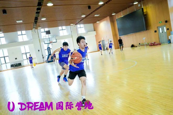 篮球和历史英文_篮球发展史英文版_篮球的历史英文作文