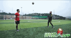 足球卡卡_卡卡足球技巧秀_足球卡卡图片大全