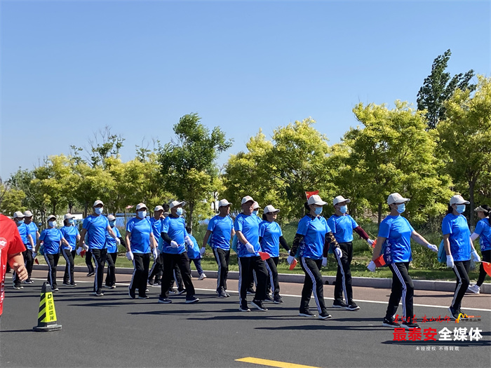 东平健身器材店位置_东平体育馆健身房怎么收费_东平健身
